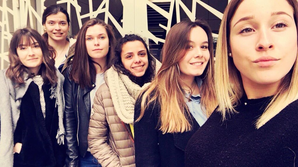 Etudiantes en carrières juridiques   LYON